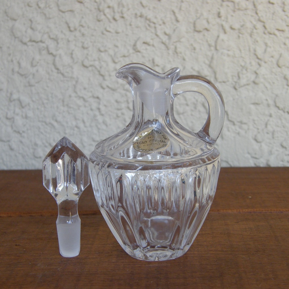 **LAST CHANCE** Perfume bottle - Picture 2 of 4